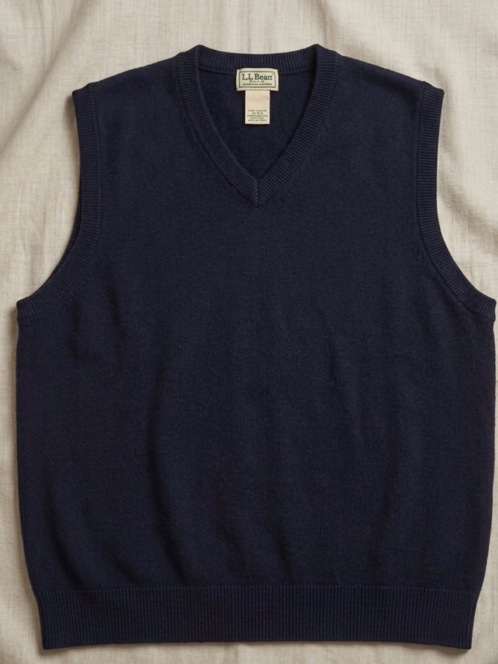 L.L. Bean Men's Dark Navy V-Neck Sweater Vest